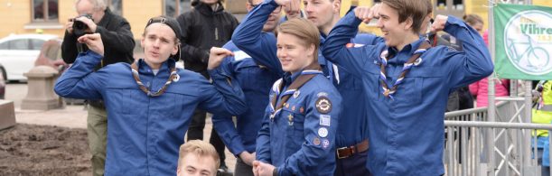 27115436080_1b3338ace5_k-1440x460